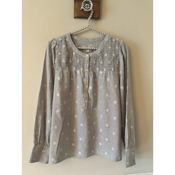 NWT LOFT Womens Size Medium Gray White Snowflake Blouse Long Sleeve Smocked - Picture 1 of 5